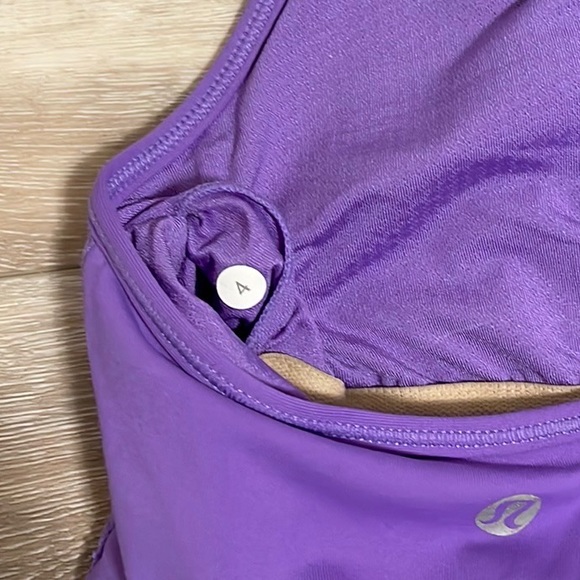 Lululemon Athletica racerback tanktop ultra violet Size 4 - Picture 7 of 7
